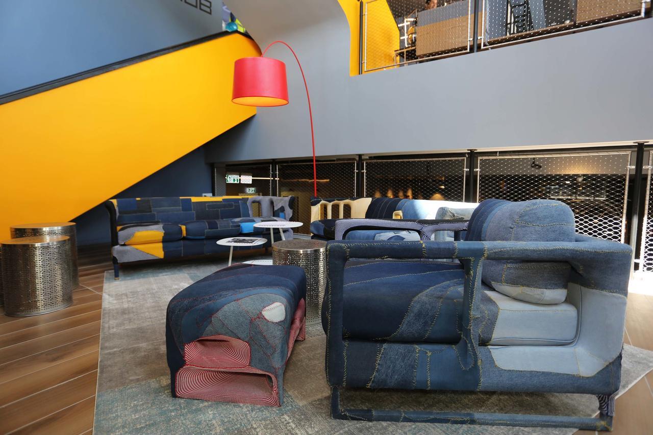 Link & Hub By Dan Tel Aviv